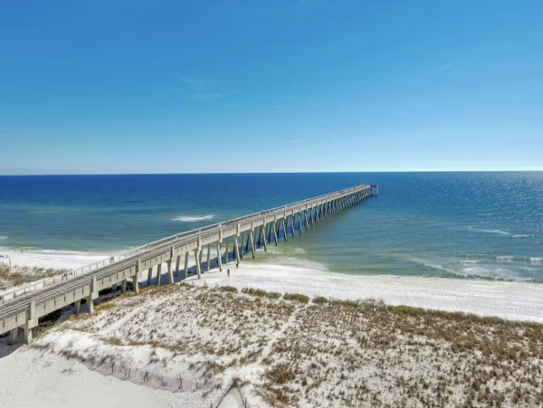 Penthouse Unit with Beach Service